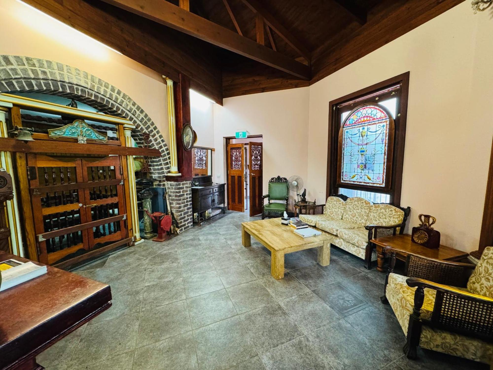 A Railway Lodge ทารี ภายนอก รูปภาพ